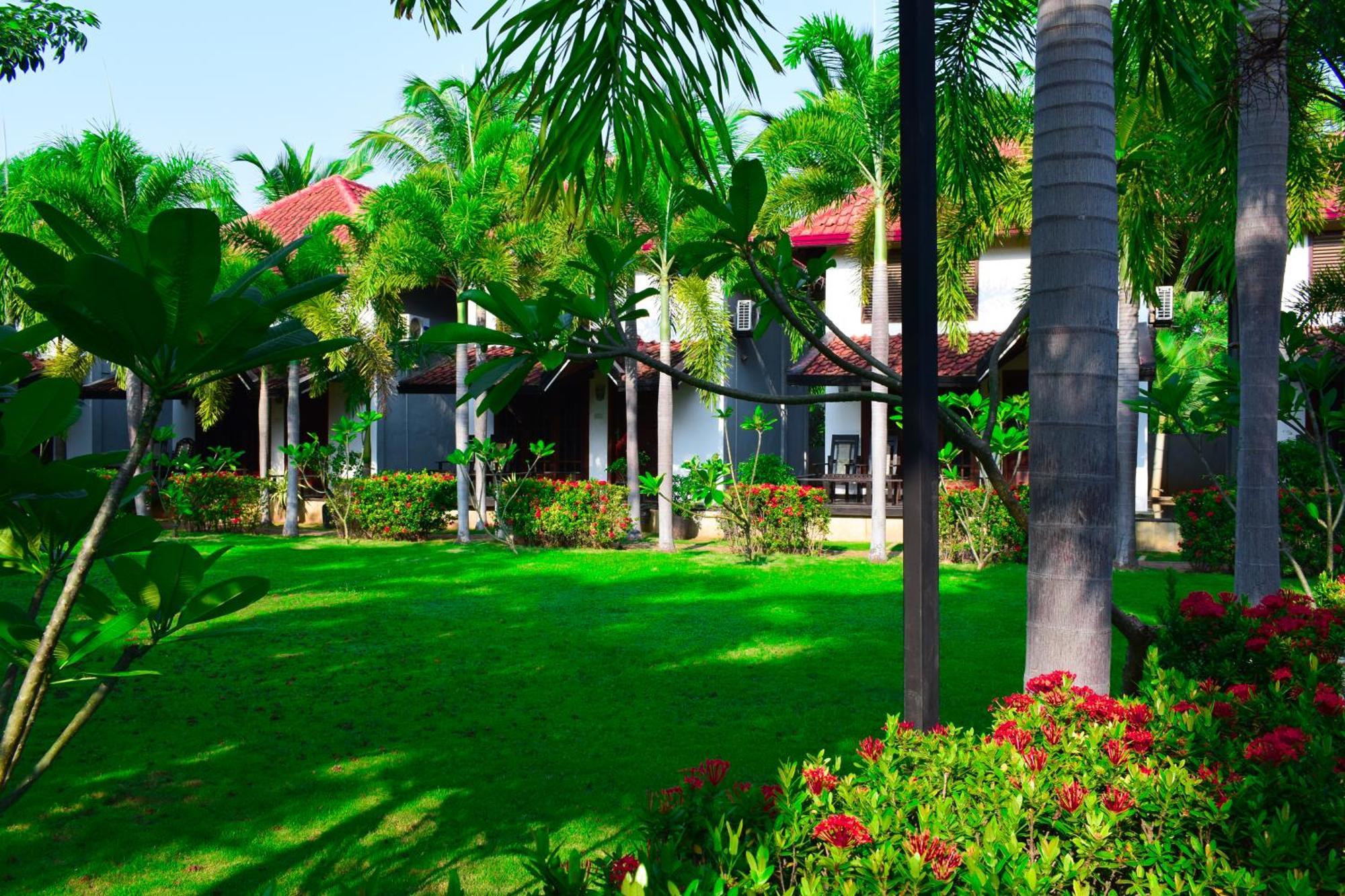 Hotel Green Garden Triquinimale Exterior foto