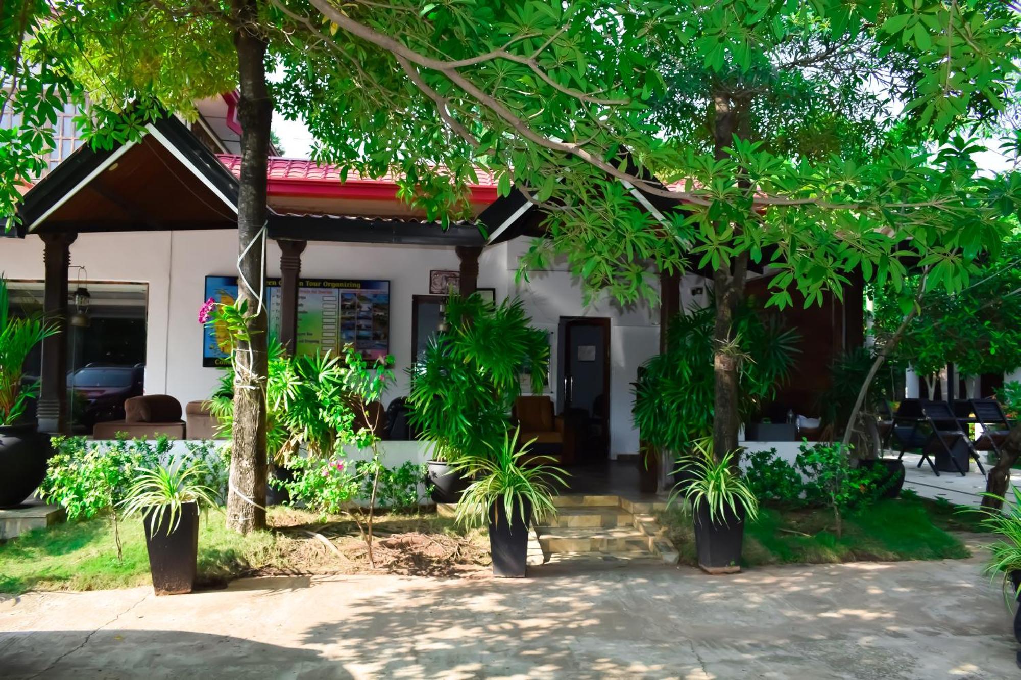 Hotel Green Garden Triquinimale Exterior foto