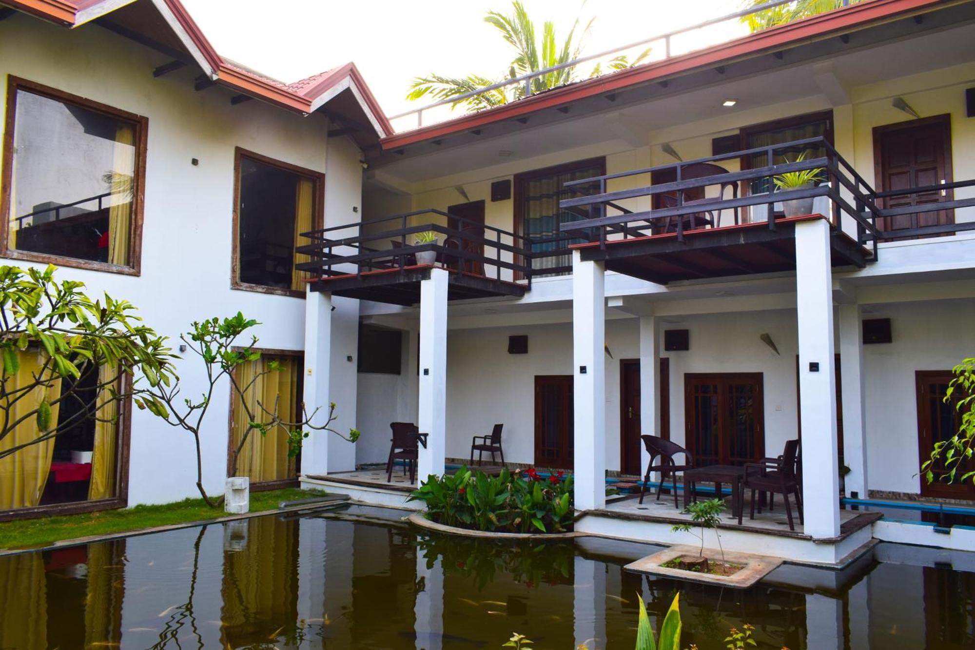 Hotel Green Garden Triquinimale Exterior foto