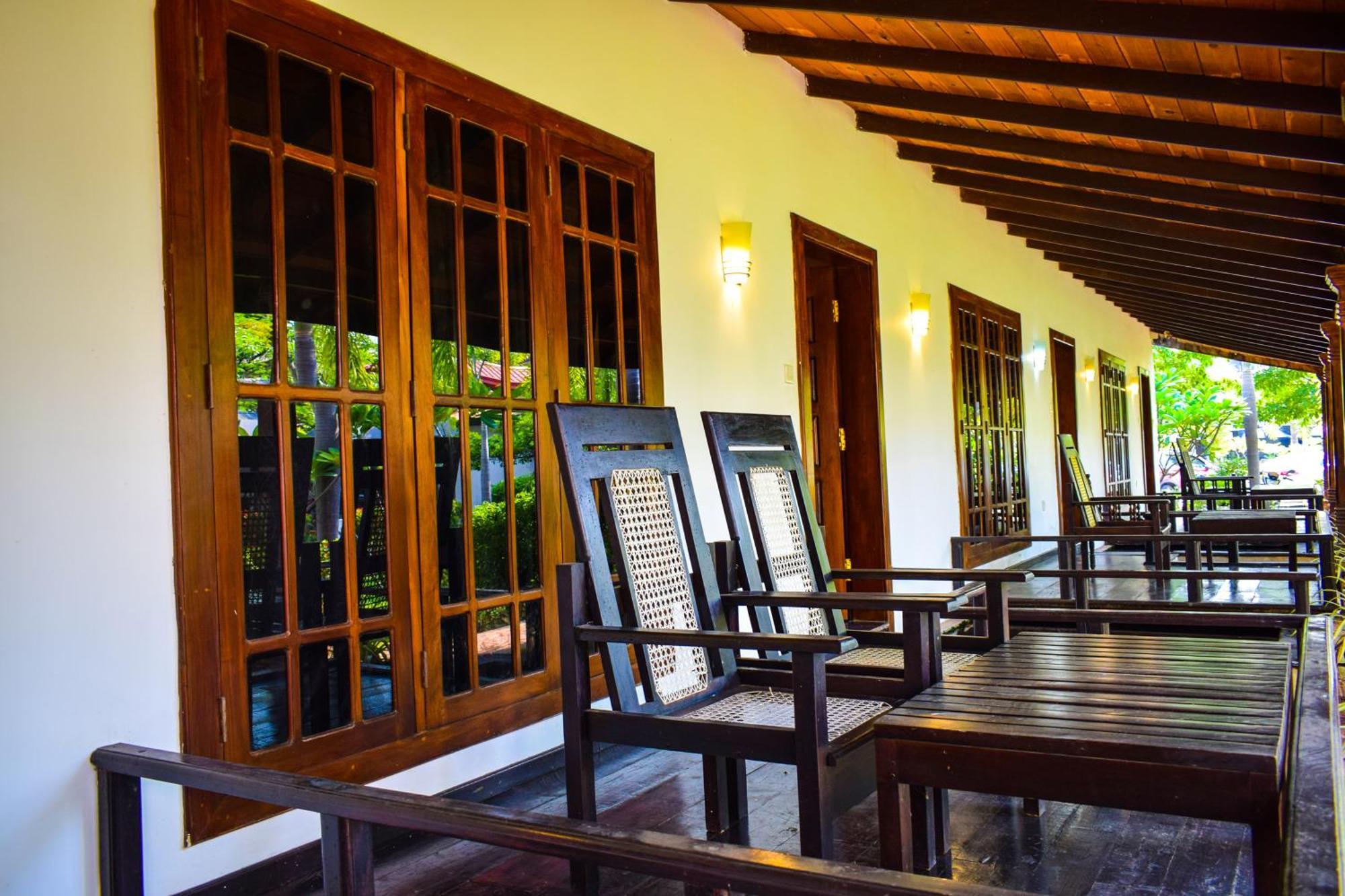 Hotel Green Garden Triquinimale Exterior foto