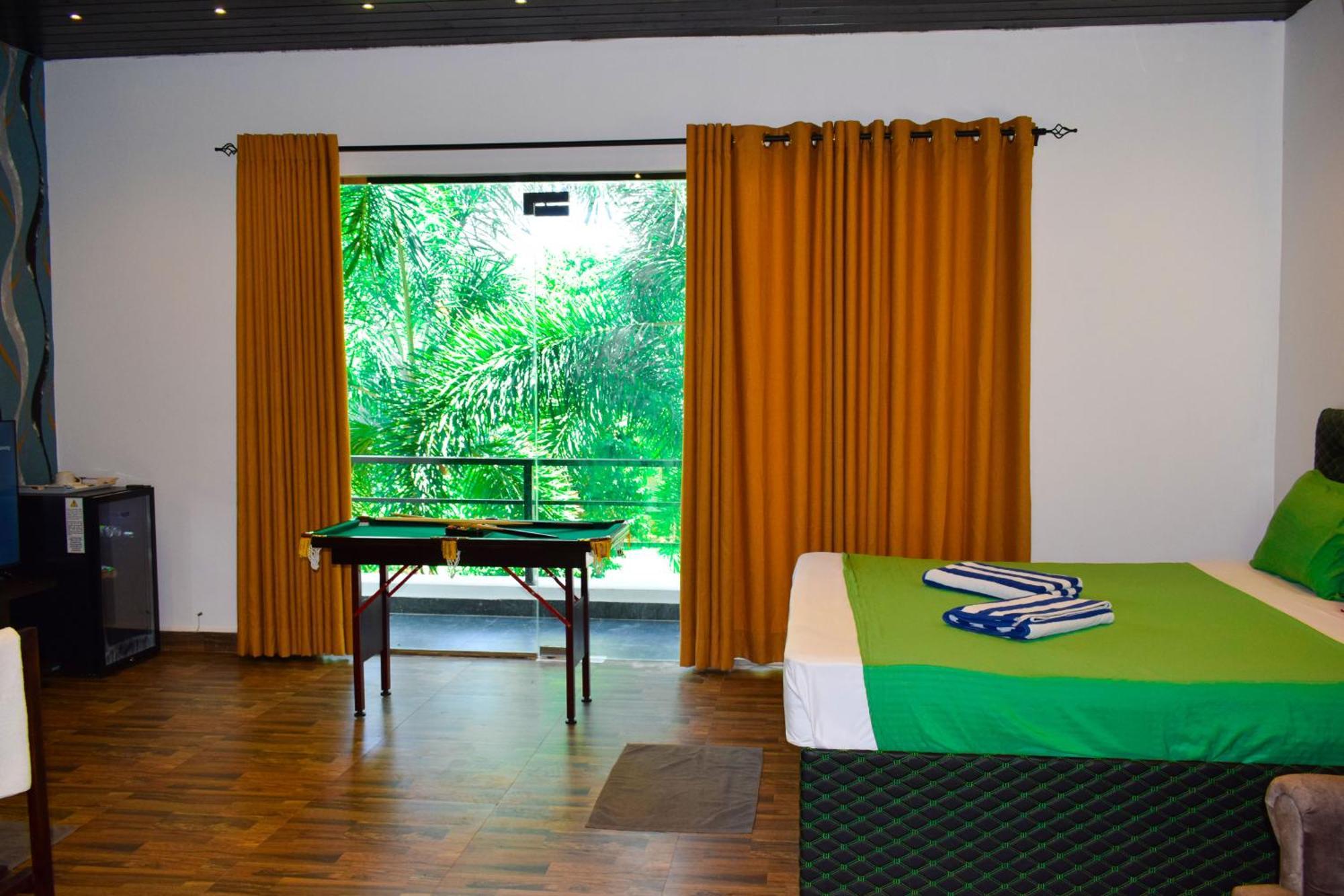 Hotel Green Garden Triquinimale Exterior foto